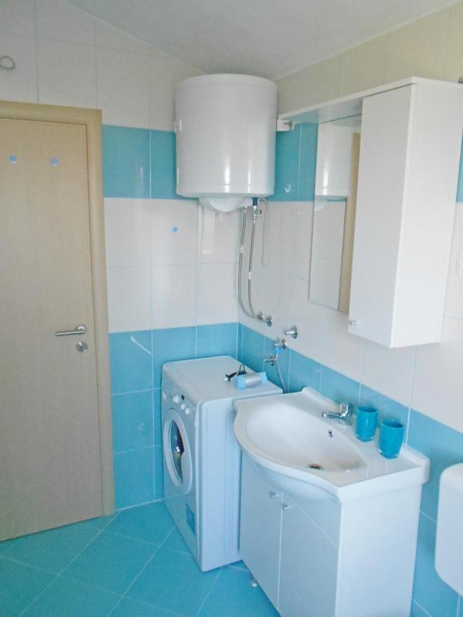 Apartment Cherry Kaštela Exteriör bild